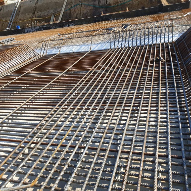 Bewehrungsarbeiten auf Baustelle in Bielefeld